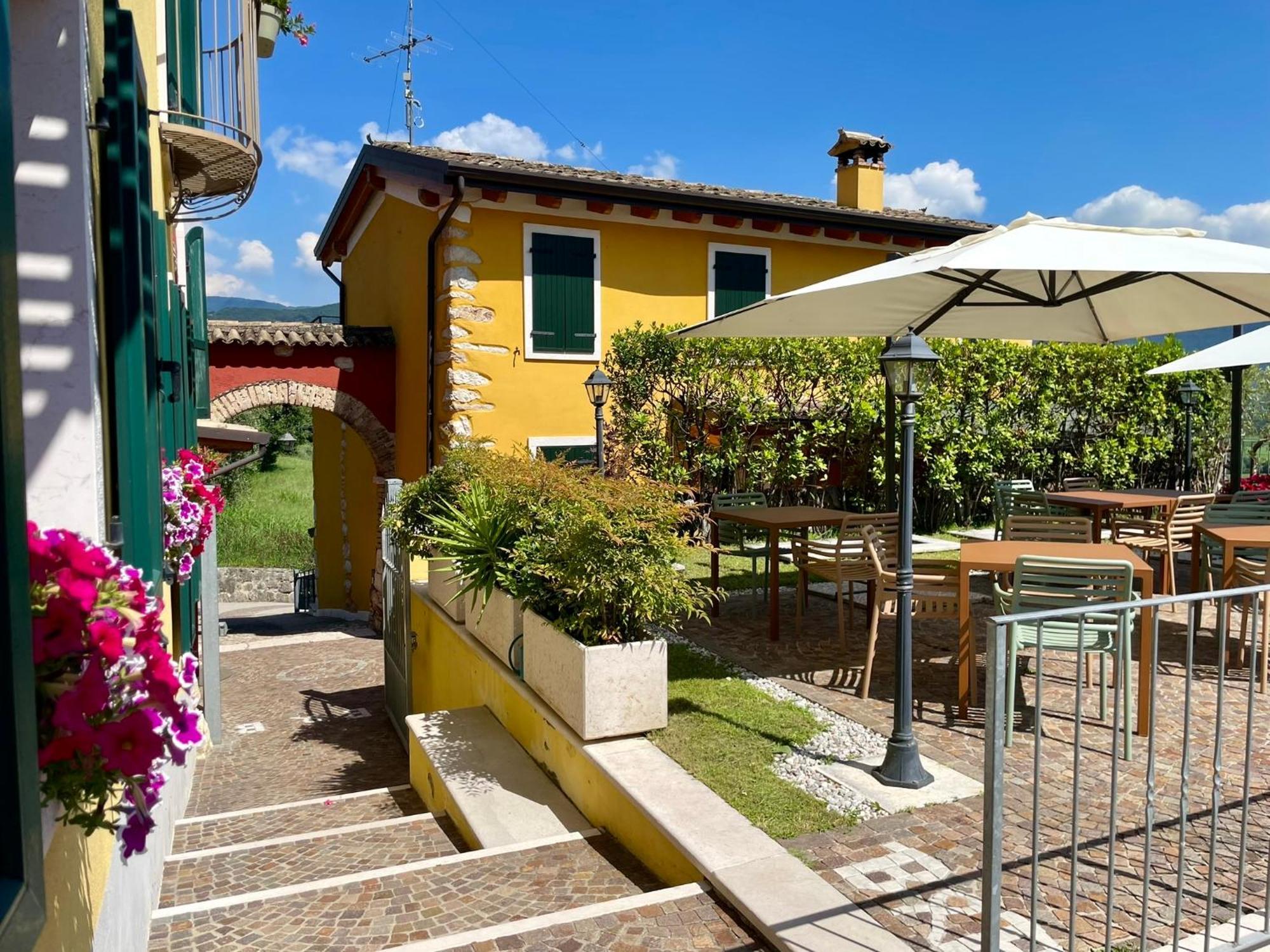Relais Fontana Rosa B&B Wellness Caprino Veronese Zewnętrze zdjęcie